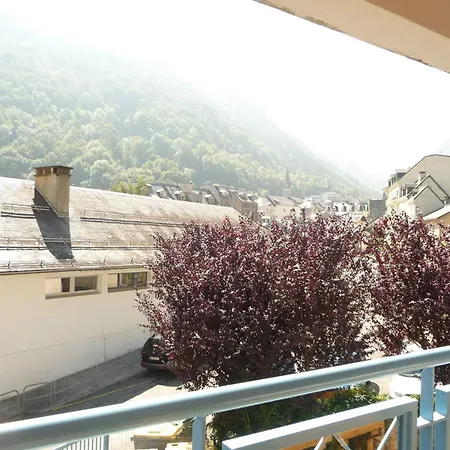 A Avec Terrasse Et Parking - Fr-1-812-20 Apartment *